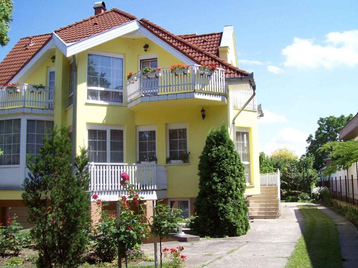 Apartment Siofok, Lake Balaton 1 ภายนอก รูปภาพ